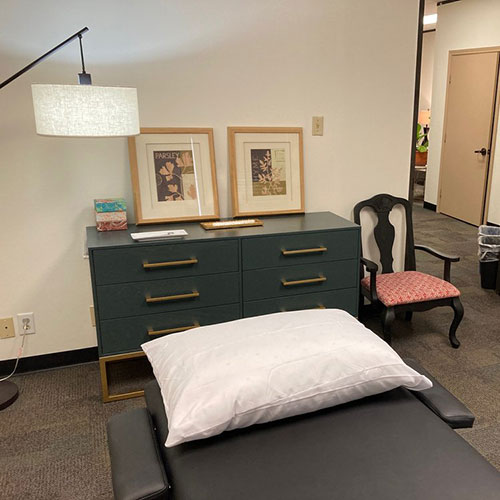 treatment-room-2-500×500-1 treatment-room-2-500×500-1